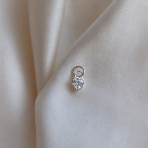 Shy - silver heart with stone