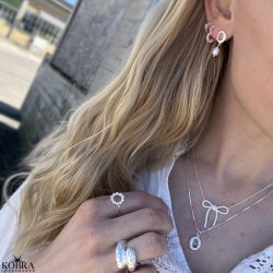 "Dazzling" slv halskde med sten og gravering