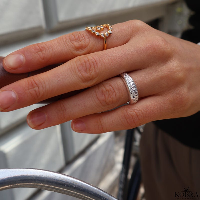 "Nova Moon" chunky slv ring med sten