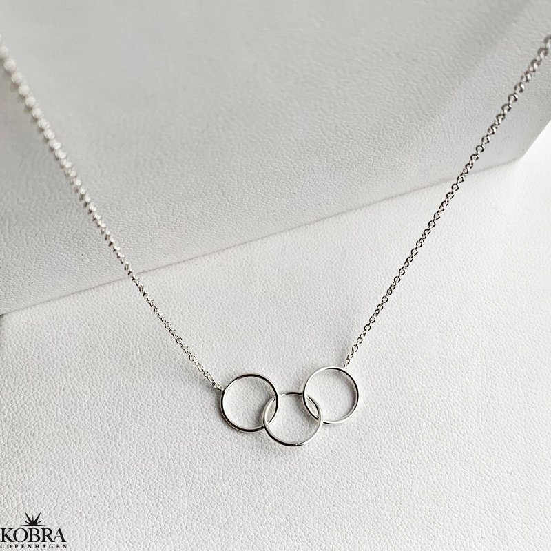 "Olympia" slv halskde med slv ringe