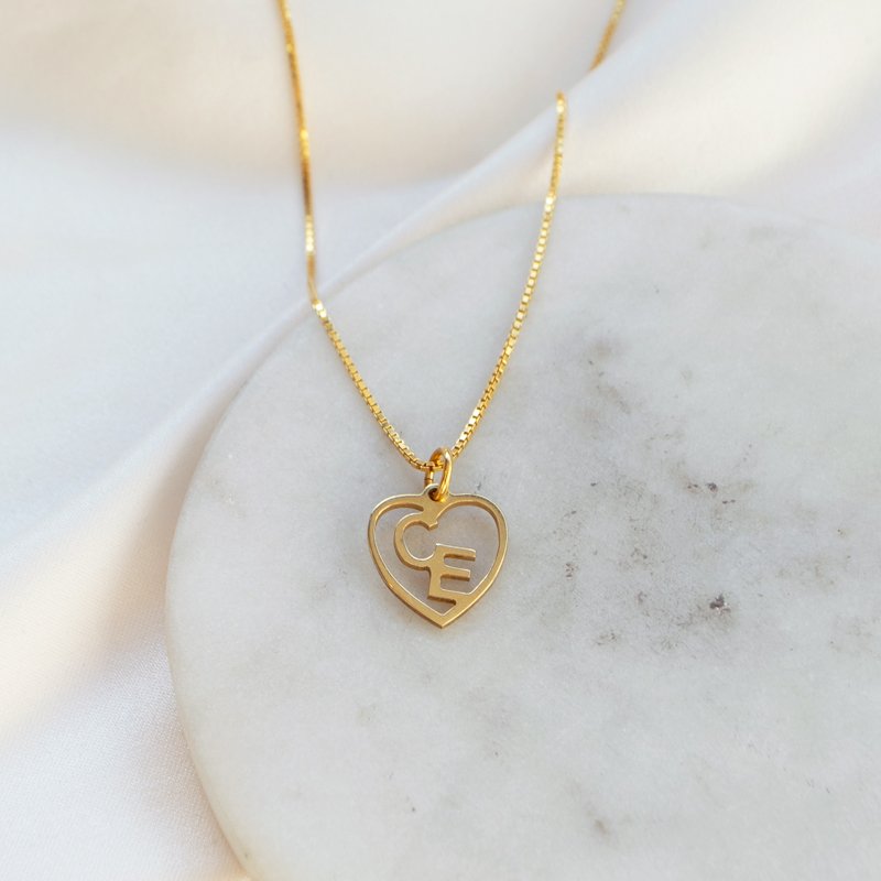 "Soul" halskjede med 4 bokstaver i 14 karat