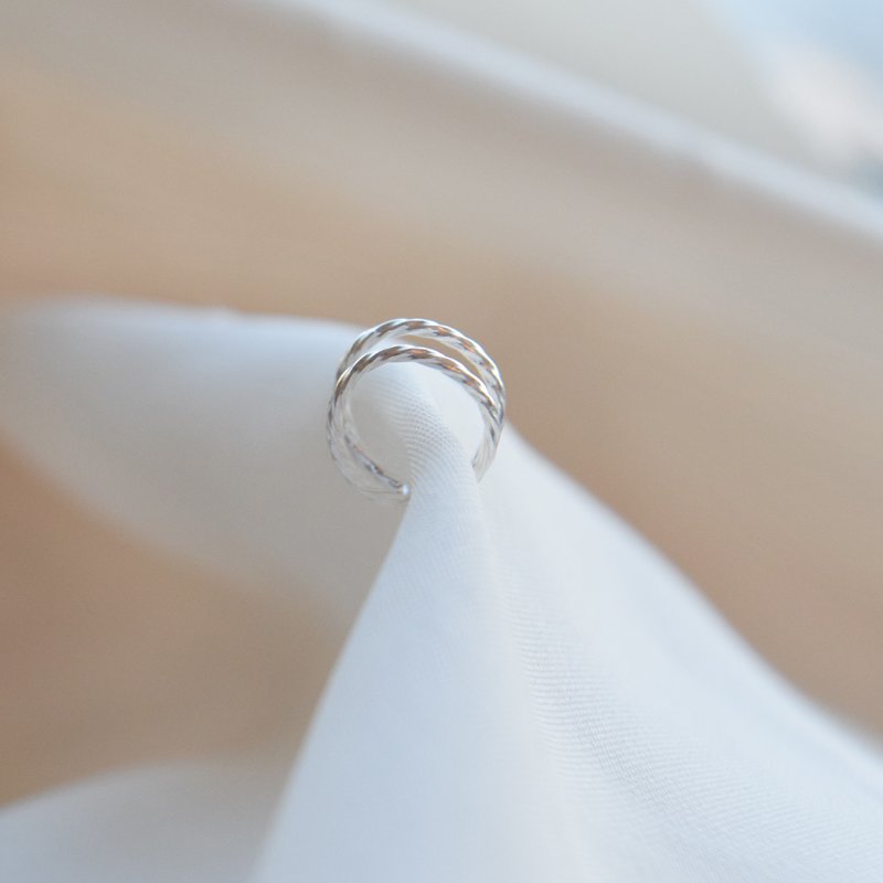 "Stevie" earcuff i s�lv