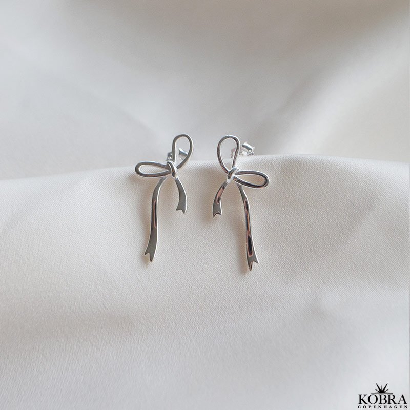 "Laura" Sljfe reringe i sterling slv  elegante og feminine