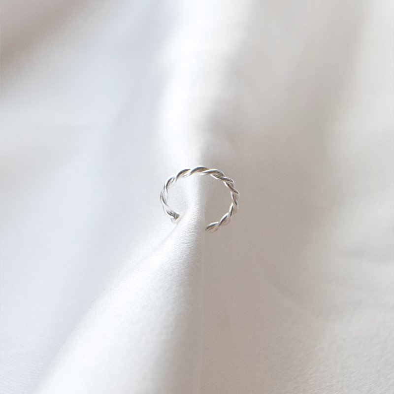 "Swirl" earcuff i s�lv