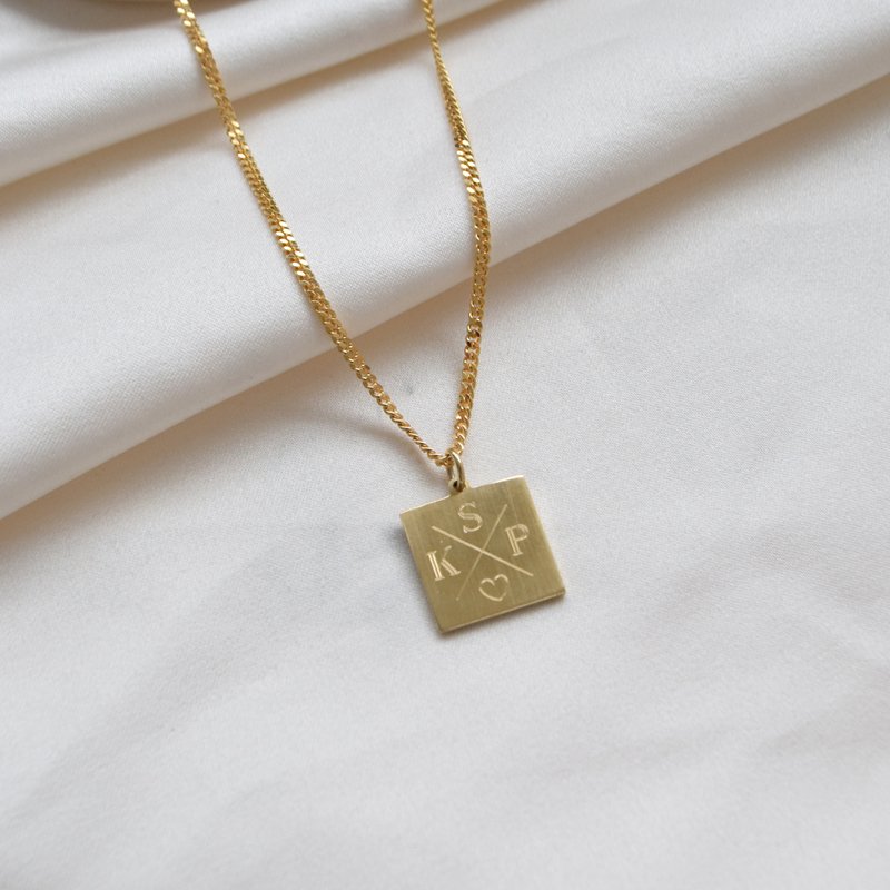 "Trend" necklace in 18k gold-plated sterling silver with cross engraving and 2 mm panzer chain