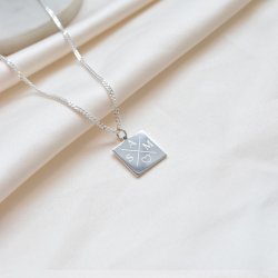 "Trend" necklace in sterling silver with cross engraving and 2 mm panzer chain