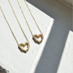 "Mikami" hjerte halskde  18k forgyldt slv med lyserde zirkonia