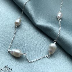 "Albany" slv perlehalskde med 4 store barok ferskvandsperler