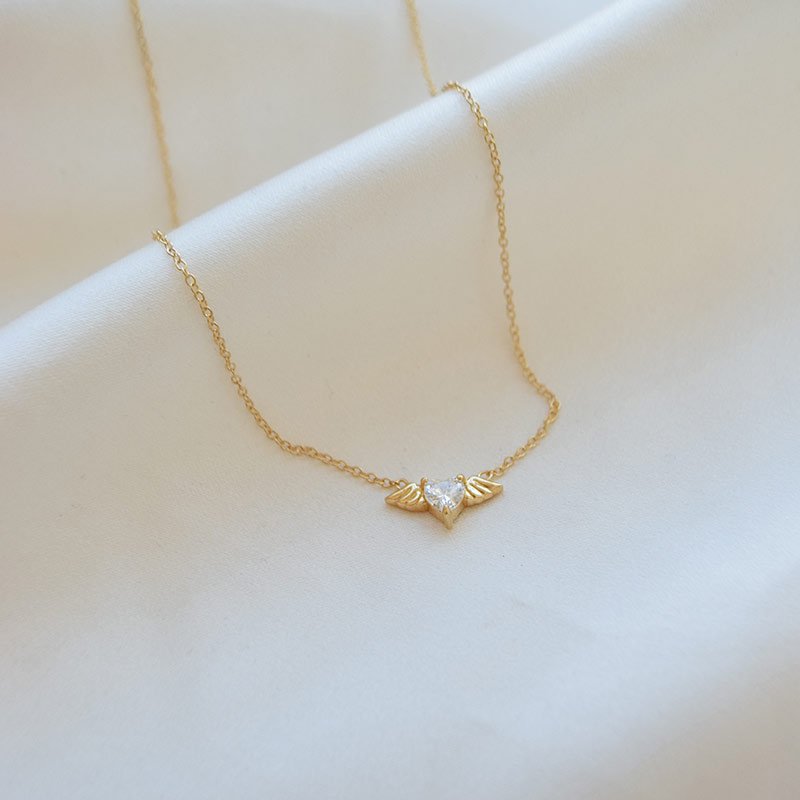 "Angel Heart" necklace in 18k gold plated sterling silver