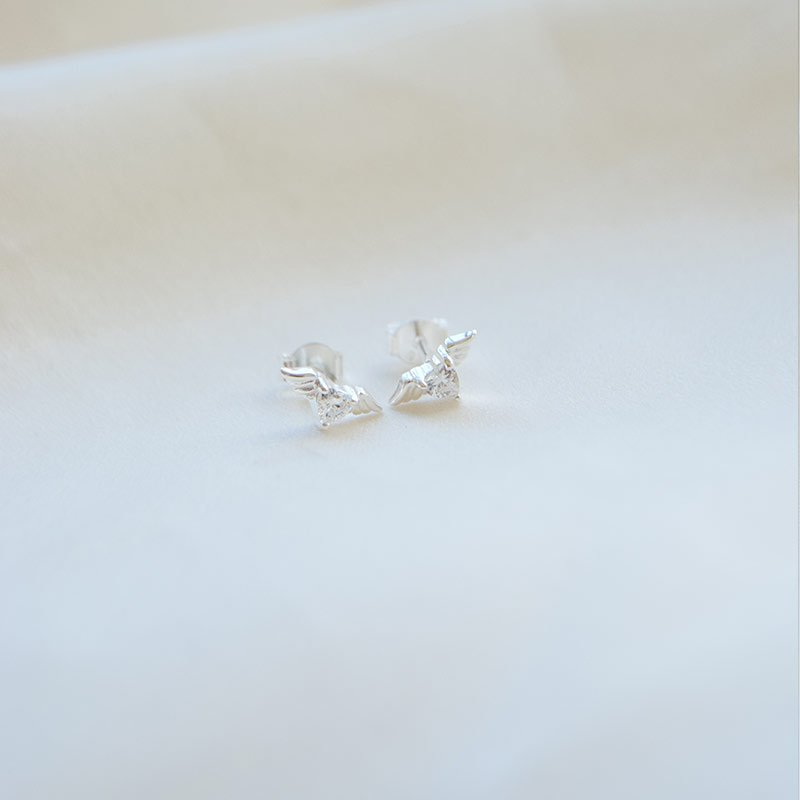"Angel Heart" �restikker i sterling s�lv med hjerte zirkonia