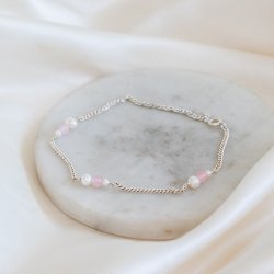 "Peach" h�ndlavet s�lv ankelk�de i 2 mm. panzerk�de med hvide perler
