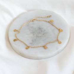 "Tennis" 18 karat forgyldt ankelk�de med sm� guld amuletter
