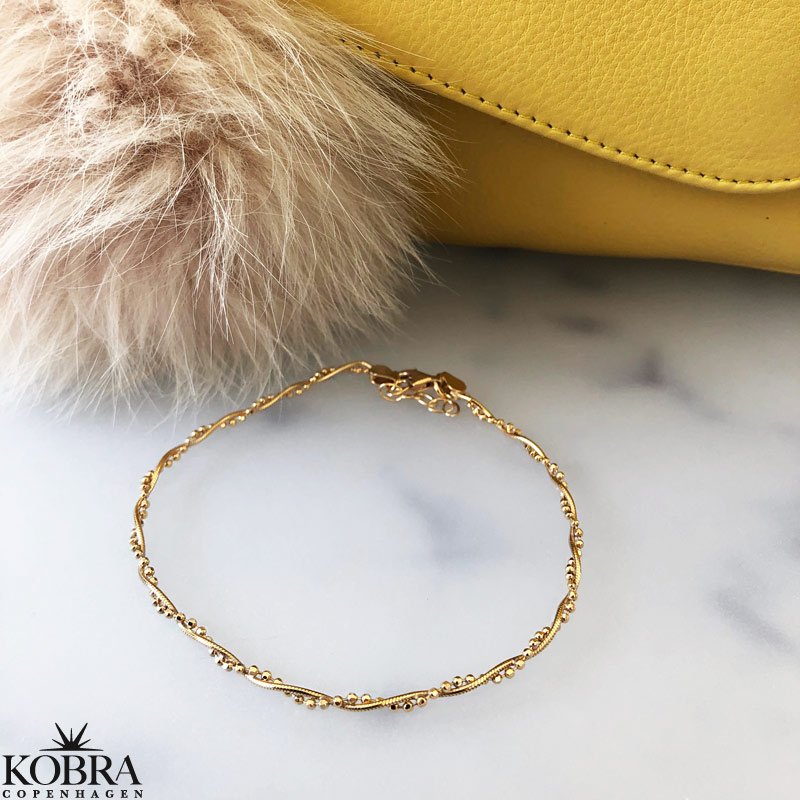 "Sally" twisted ankle chain in plated gold