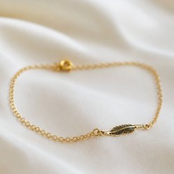 "Merle" gold ankle chain with small feathers