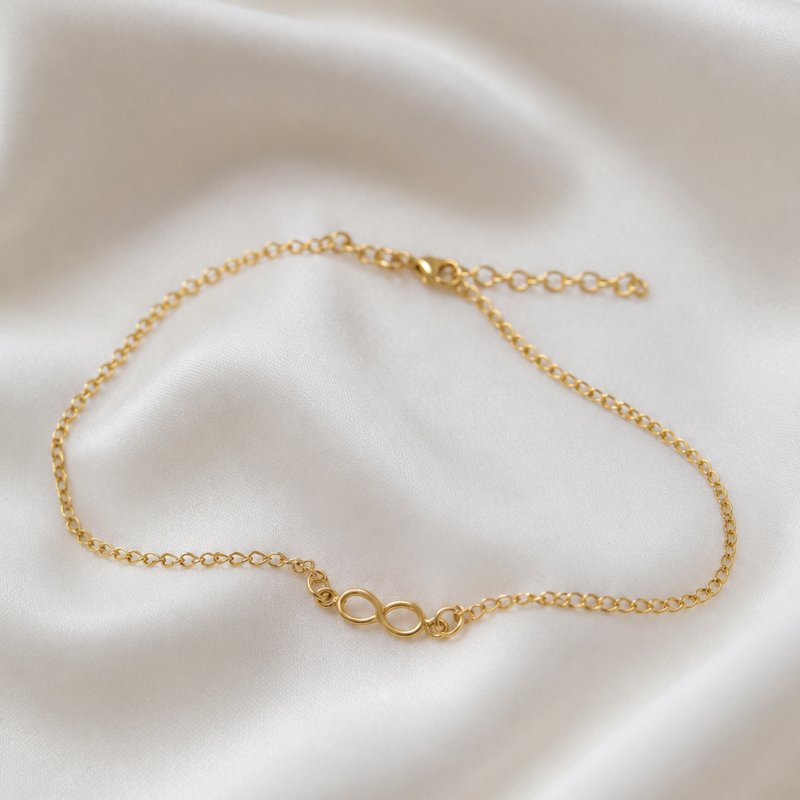 "Infinity" gold anklet with infinity symbol