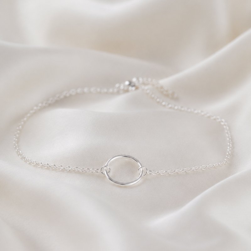 "Apollo" Beautiful ankle chain with silver circle