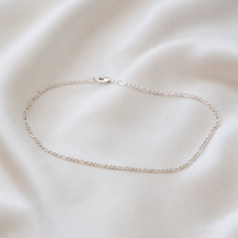 Figaro ankle chain in silver