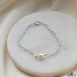 "Ellish" slv armbnd med bl aquamarin sten samt hvid ferskvandsperle