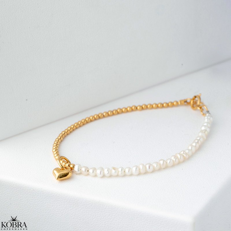  "Adele" bracelet with pearls, gold balls and heart pendant