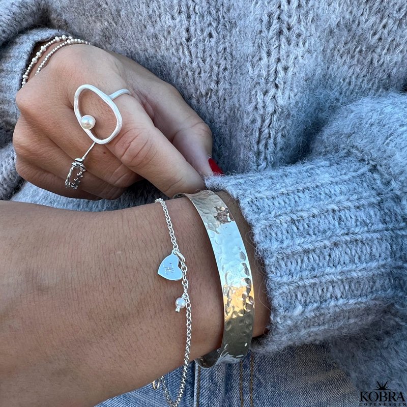 "Memories" slv hjerte armbnd med gravering og ferskvandsperle