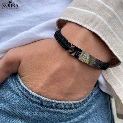 "Mercury" vandfast stl armbnd med din indgravering (sort)