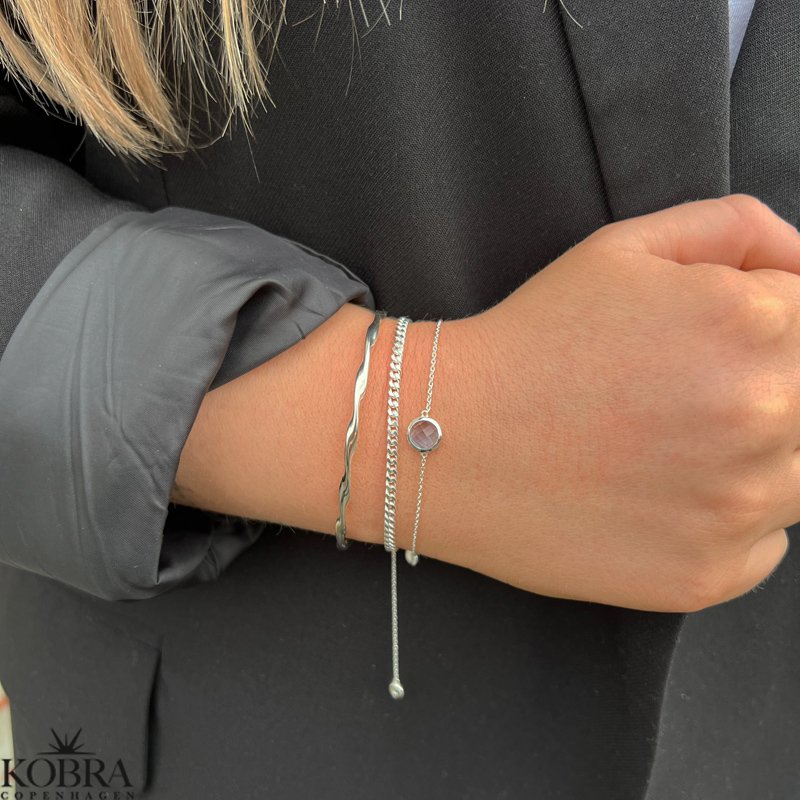 "Esmeralda" snoet armring i sterling sølv