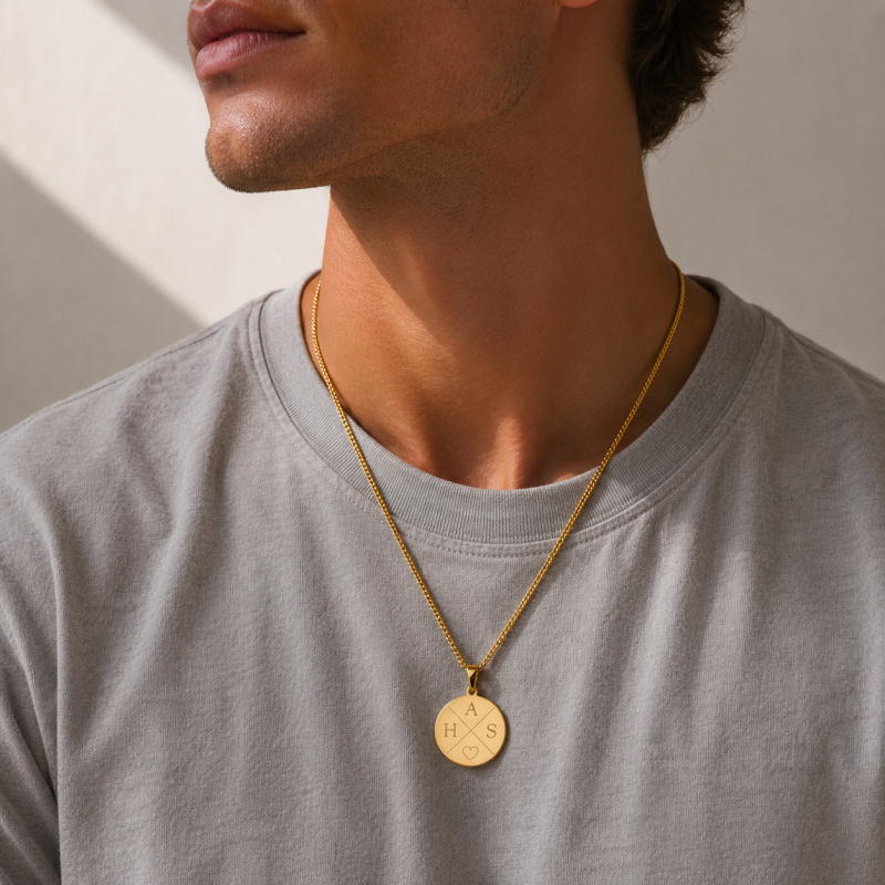 "Axton" necklace in 18K gold-plated stainless steel with cross engraving
