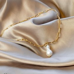 "Kansas" 18 carat gold plated necklace with freshwater pearl