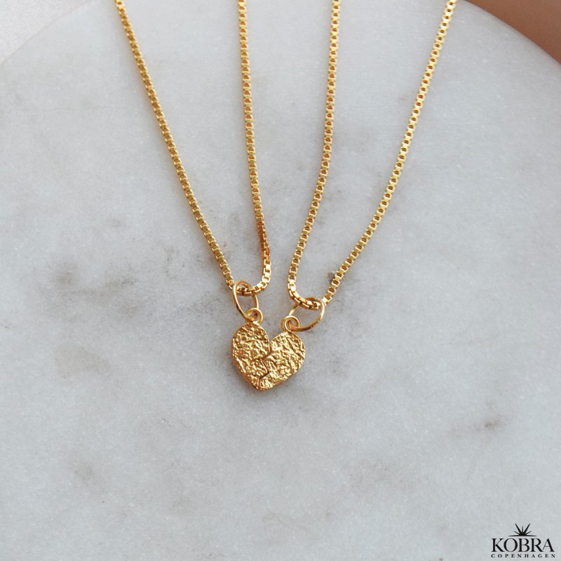 "Bestie" gullbelagt vennskapskjede med 2-delt hjerteanheng