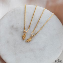 "Bestie" gullbelagt vennskapskjede med 2-delt hjerteanheng