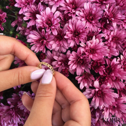 "Billie" guld ring i "panzerkde"