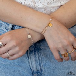 "Birth Flower" handmade gold bracelet with genuine freshwater pearls