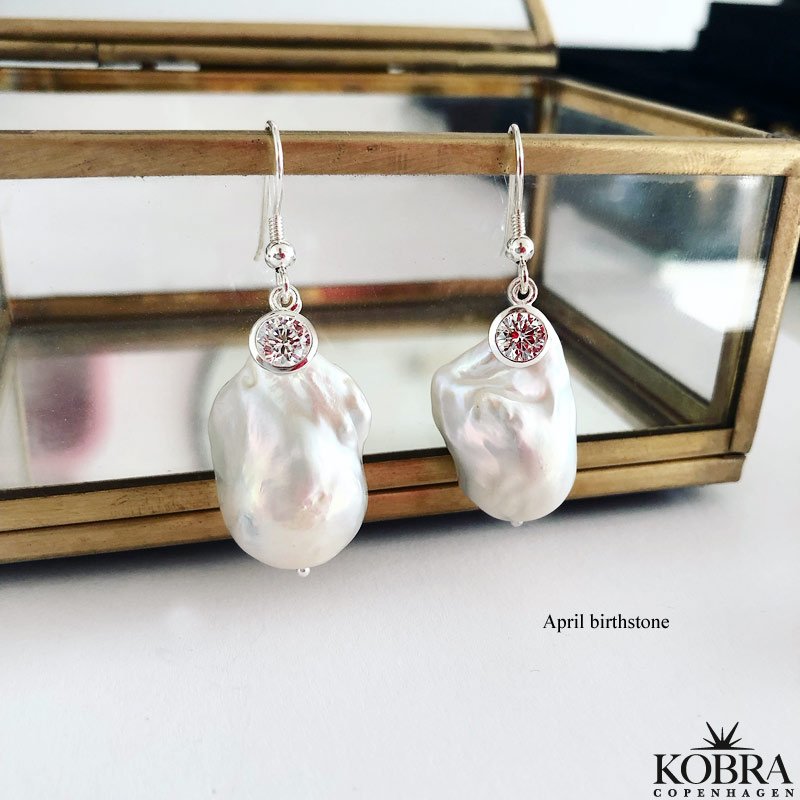 "Maggie" store gte barok ferskvandsperler med din birthstone i slv