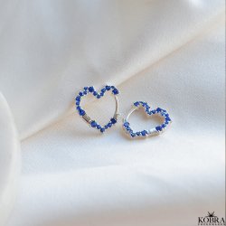 "Mikami" sm slv hjerte reringe med rde eller bl sten