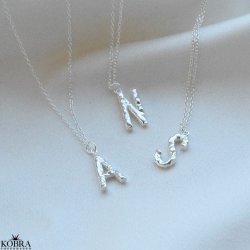 "Atlas" halskde med dit bogstav i slv