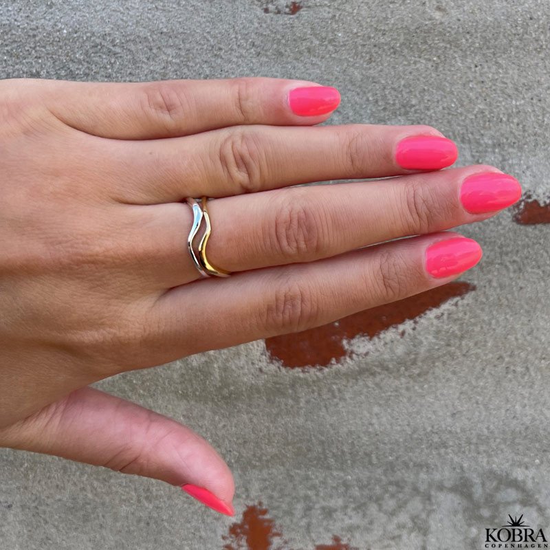 "Sway" enkel blget ring i slv