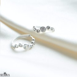 "Solenne" Sterling slv hoops med blgende former og zirkonia