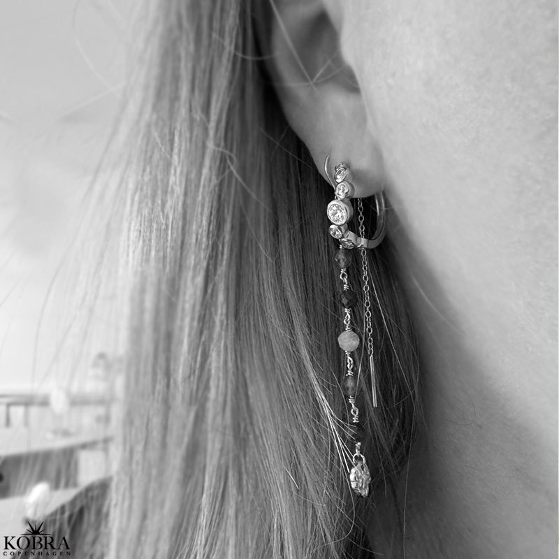 "Solenne" Sterling slv hoops med blgende former og zirkonia