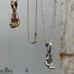 "Boxing" slvhalskde til mnd med boksehandske