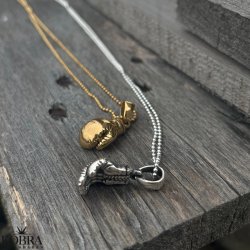 "Boxing" slvhalskde til mnd med boksehandske