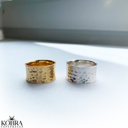 "Phlox" hammered ring in 18 carat gold plated