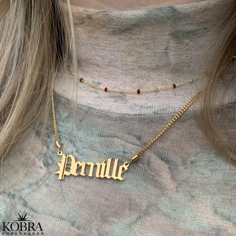 "Bronx" 18 karat forgyldt navnehalskde med dit navn samt 2mm. panzerkde