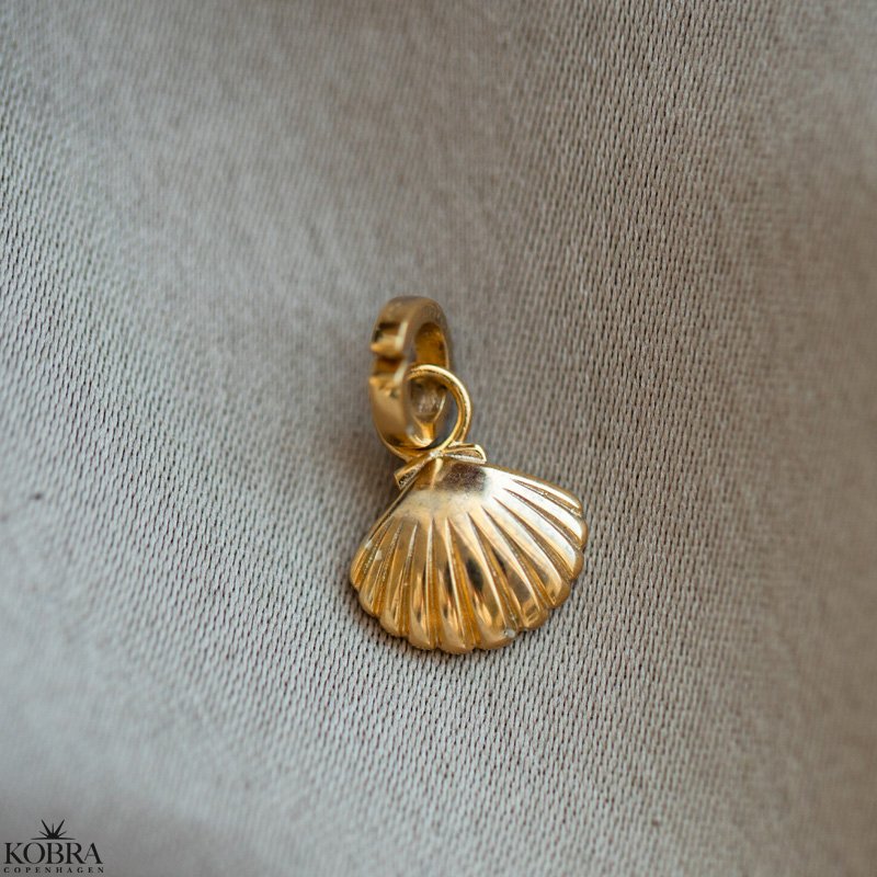 "California" guld armbnd med dine charms