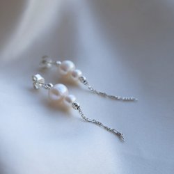 "Carlene" silver pearl earrings