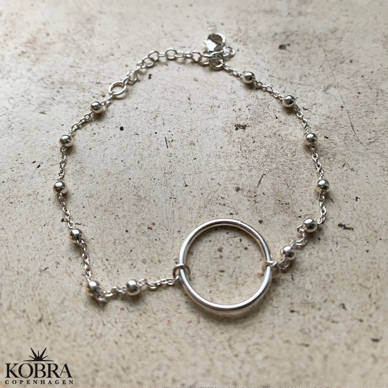 "Carol" sterling silver bracelet with silver ring and ball chain