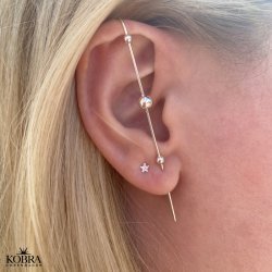 "Cayenne" earcuff with silver balls