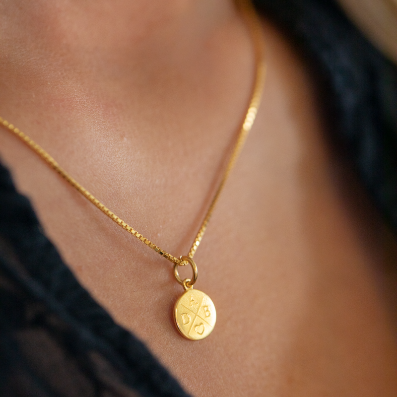 "Charlie" Mini ID Tag with Cross Engraving in 18k gold plated