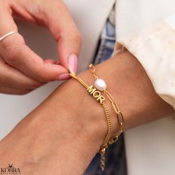 "Chloe" panzer guld armbnd med flere bogstaver 