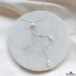 "Midsommar" drop slv halskde med hvide ferskvandsperler