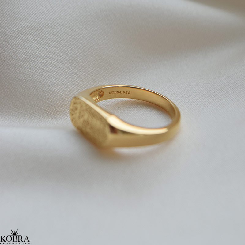 "Rock" Crushed ring i 18k forgyldt slv